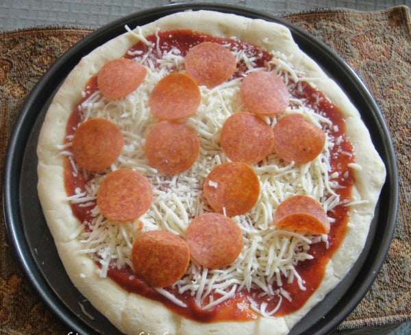 hoe-to-make-frozen-pizzas-2
