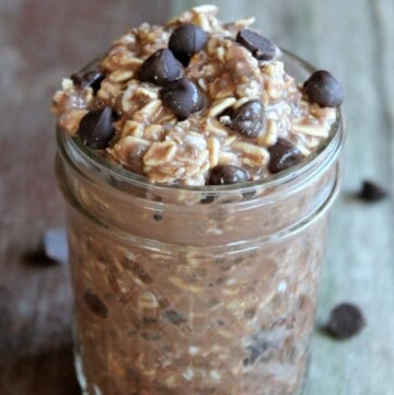 Chocolate Mint Brownie Overnight Oats 303 calories 8 weight watchers points plus