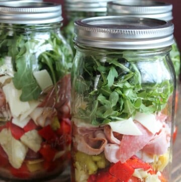 Antipasto Mason Jar Salad 347 Calories and 9 Weight Watchers Points Plus