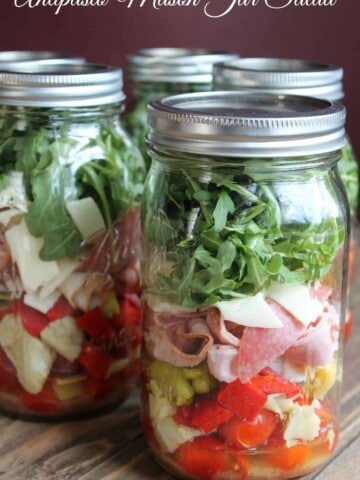 Antipasto Mason Jar Salad 347 Calories and 9 Weight Watchers Points Plus