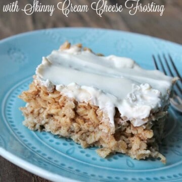 Cinnamon Roll Baked Oatmeal with Skinny Cream Cheese Frosting