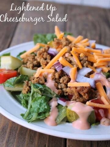 Lightened Up Cheeseburger Salad. 333 calories. Low carb and high protein. Delicious make-ahead salad. Mason jar salad instructions included.