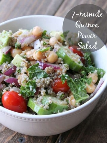7-minute Quinia Power Salad 385 calories