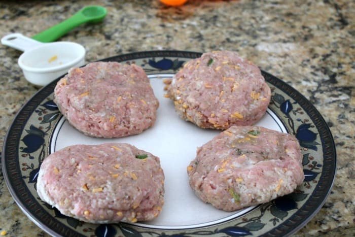 Jalapeño Popper Stuffed Turkey Burgers - Organize Yourself Skinny