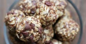 Banana Chocolate Chip Energy Bites