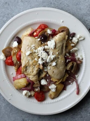Healthy Baked Greek Chicken and Vegetables