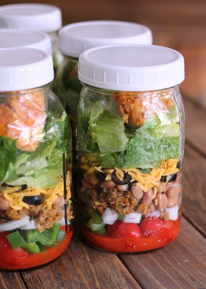Dorito Taco Salad: Easy healthy meal prep idea! Lightened-up salad in a jar recipe. Mason Jar Salad