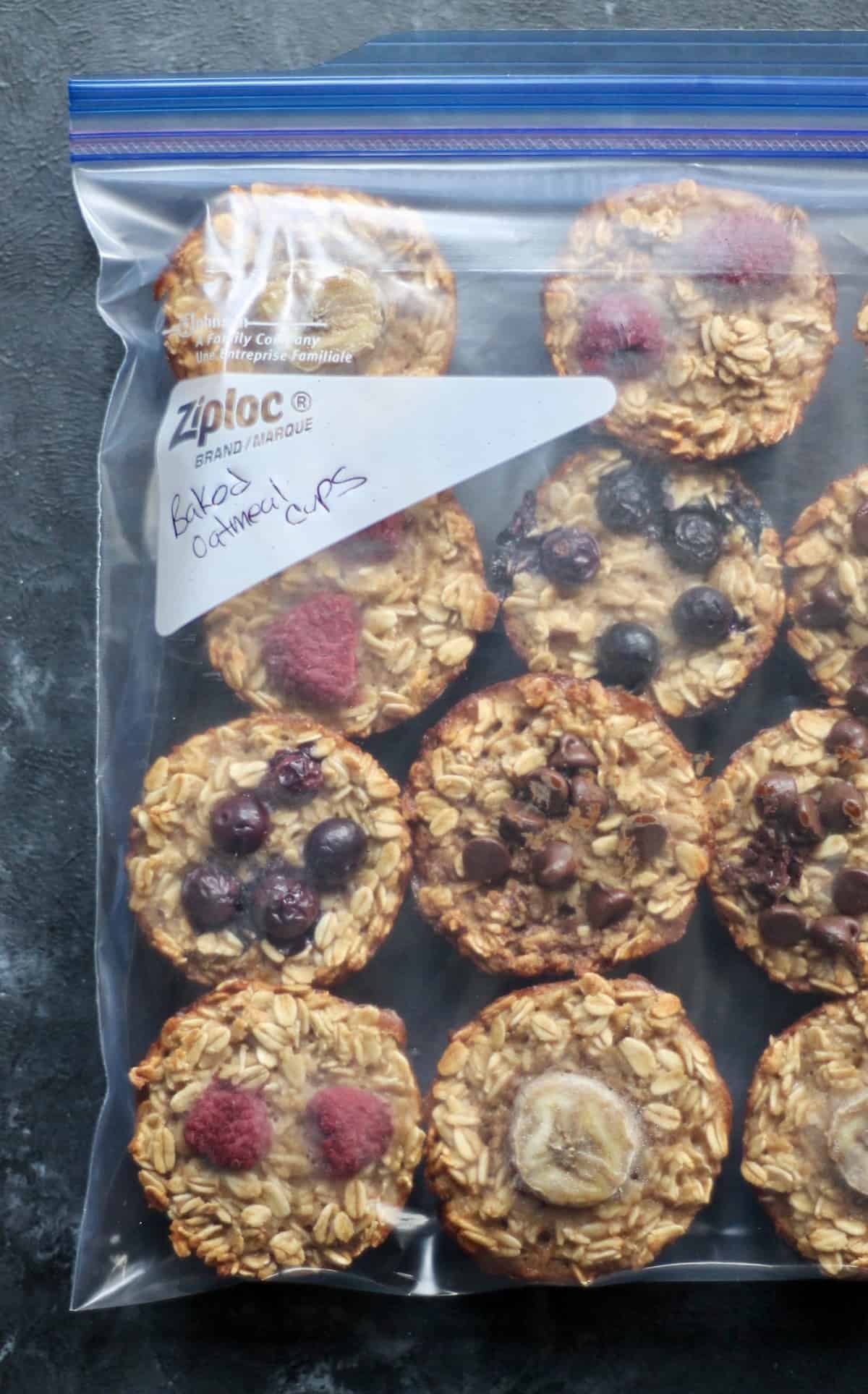 freeze baked oatmeal cups in freezer bags