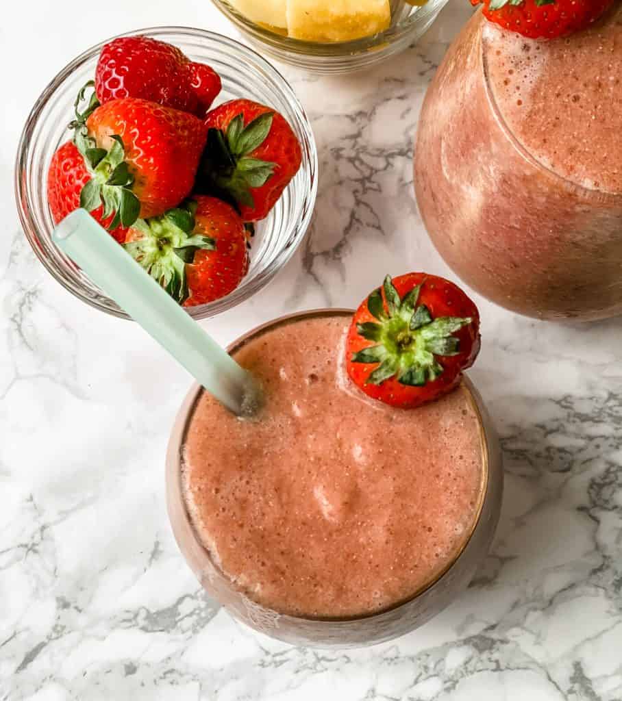 Strawberry Pineapple Smoothie - Organize Yourself Skinny