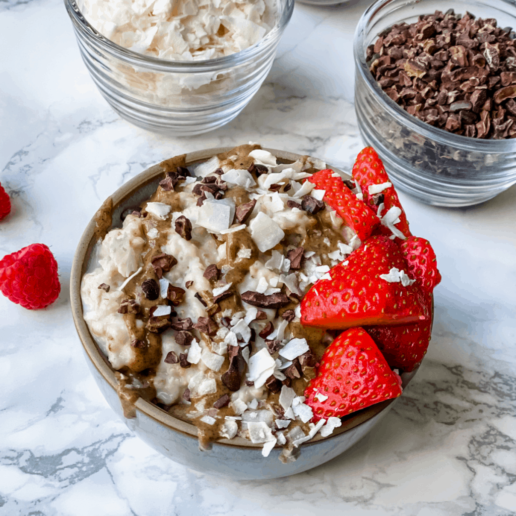 Overnight Crockpot Steel Cut Oatmeal - Make Healthy Easy - Jenna