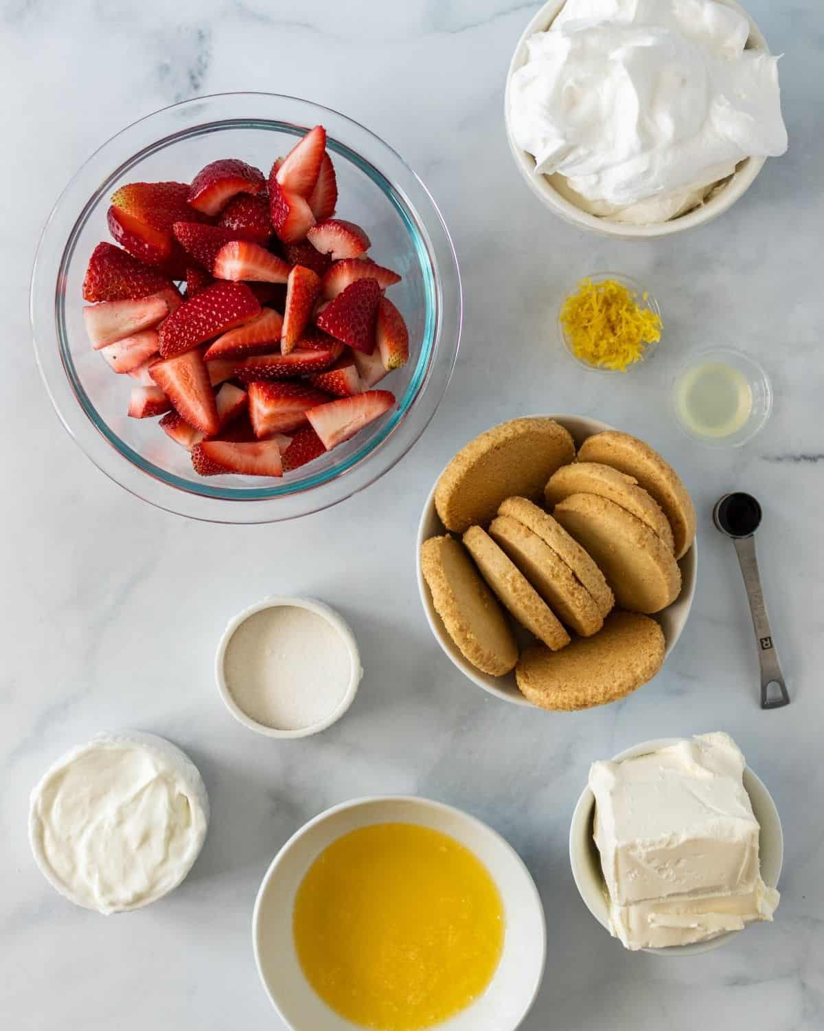 The ingredients to make no-bake strawberry cheesecake