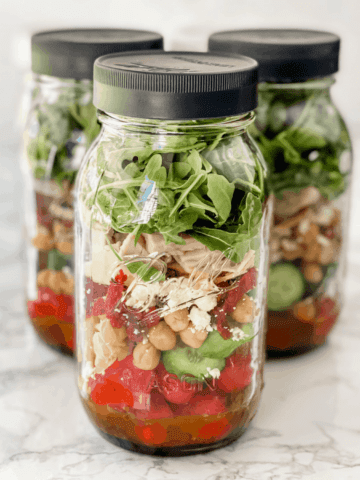 Easy Detox Salad In A Jar - Organize Yourself Skinny