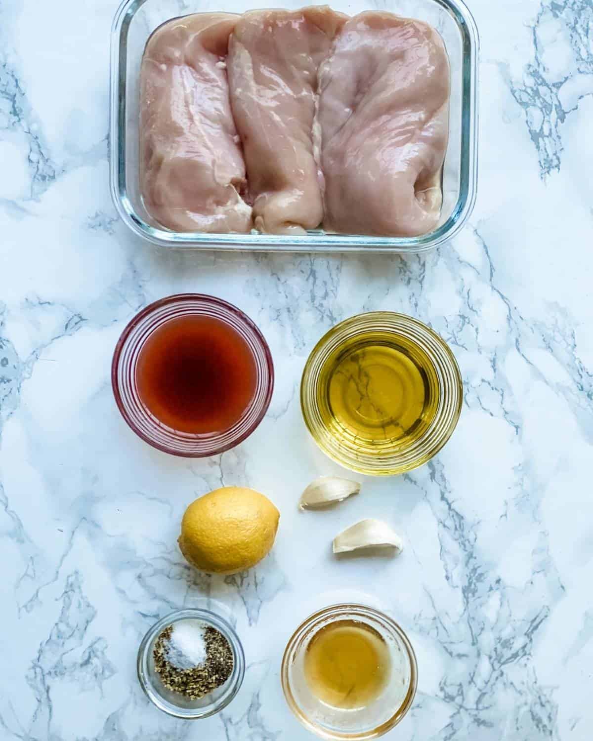 The ingredients to make greek marinade for chicken