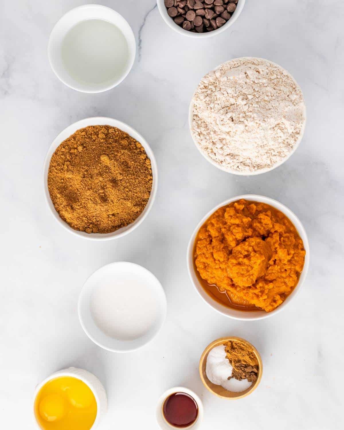 ingredients to make healthy pumpkin bread