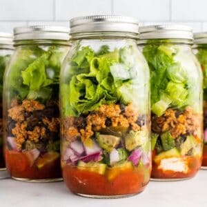 Make Ahead 7-Layer Salads in a Jar - That Skinny Chick Can Bake