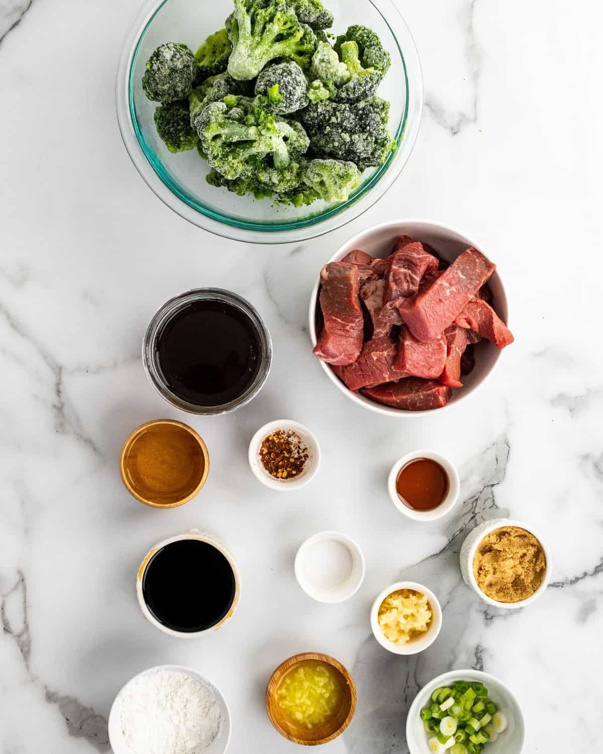 ingredients to make slow cooker beef and broccoli