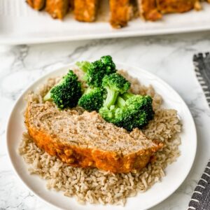 Buffalo chicken meatloaf is low-carb, high protein, and packed with delicious flavor. Easy weeknight healthy dinner that everyone loves.