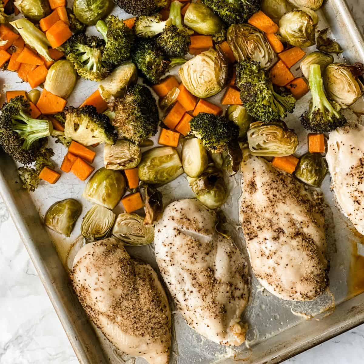 overhead picture of one pan chicken and veggies
