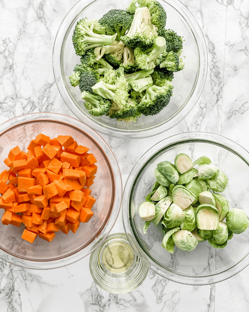 vegetables in bowls with olive oil.