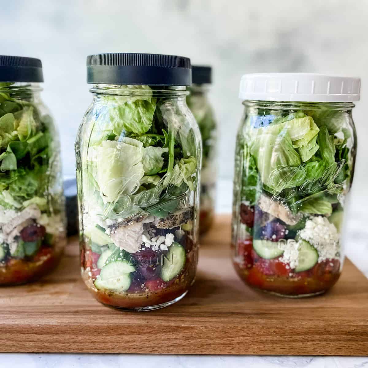 Greek Chicken Salad In Mason Jars (Meal Prep) – Melanie Cooks