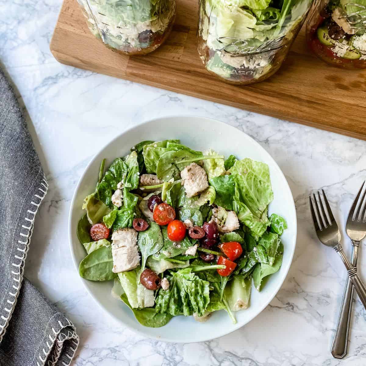 greek chicken salad in a jar