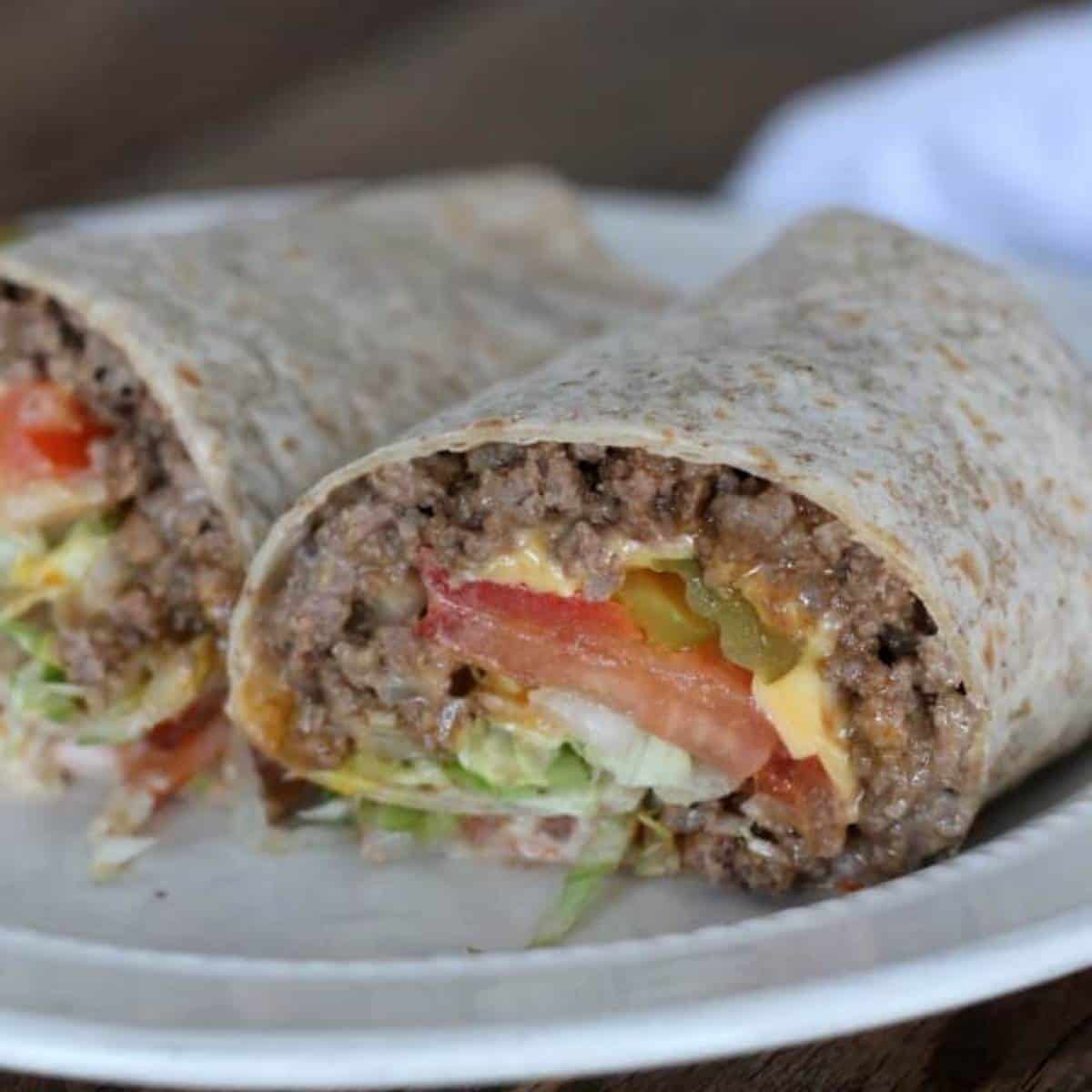 closeup picture of the grilled cheeseburger.