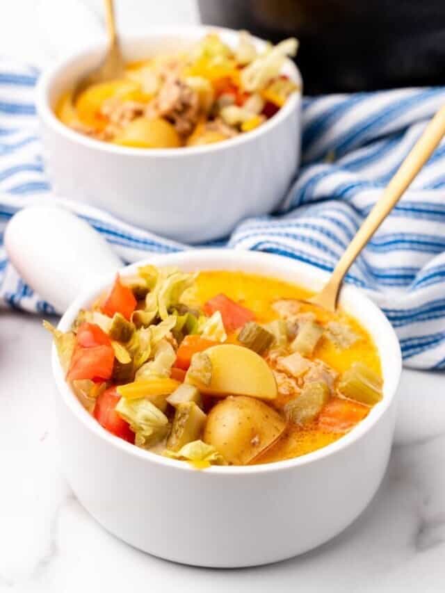 Healthy Cheeseburger Soup