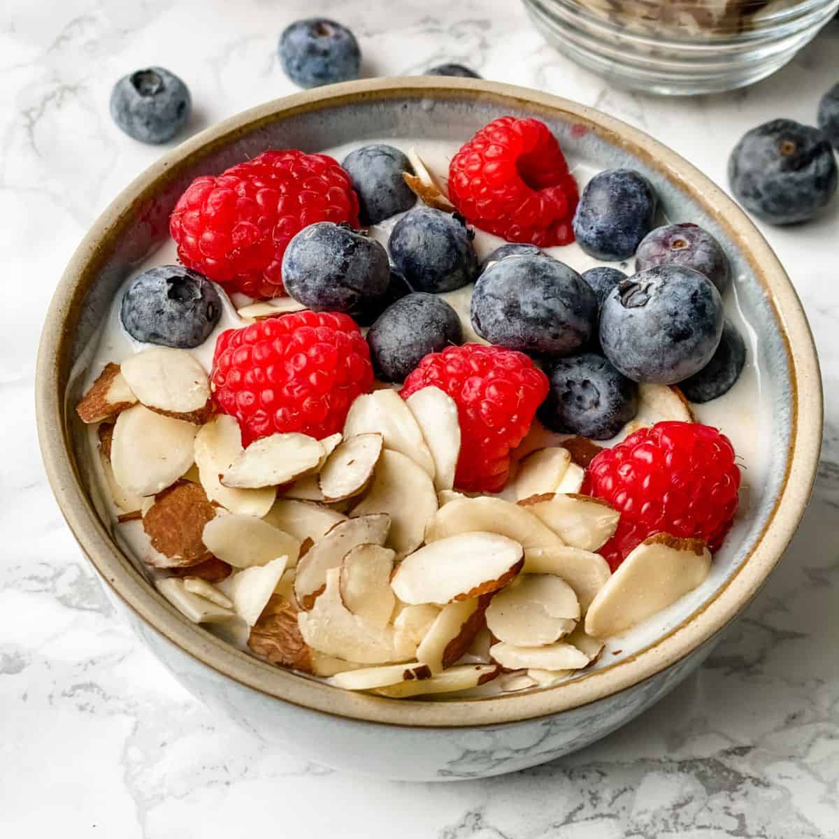 close-up picture of a yogurt bowl.