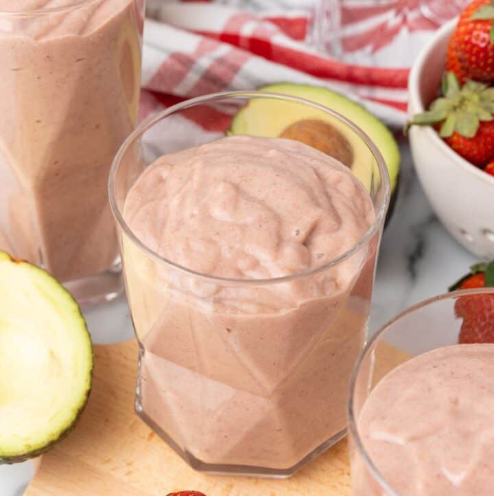Strawberry Avocado Smoothie Organize Yourself Skinny