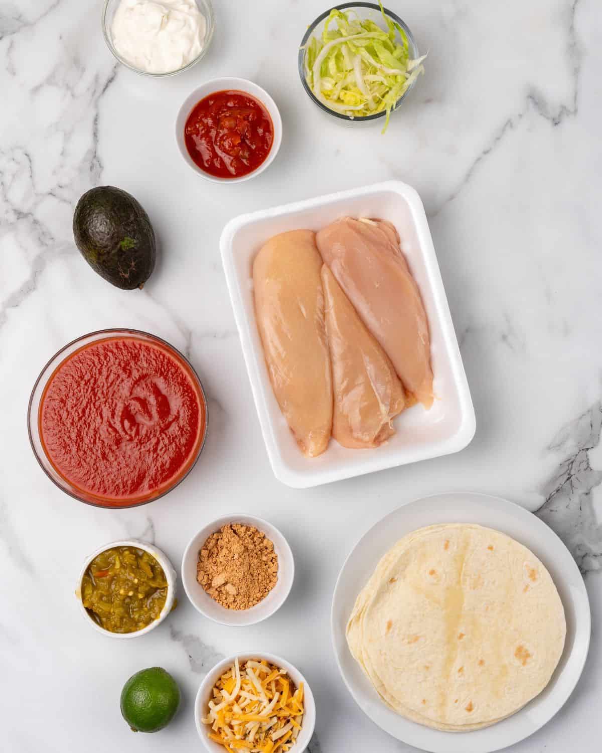 ingredients to make slow cooker chicken tacos.