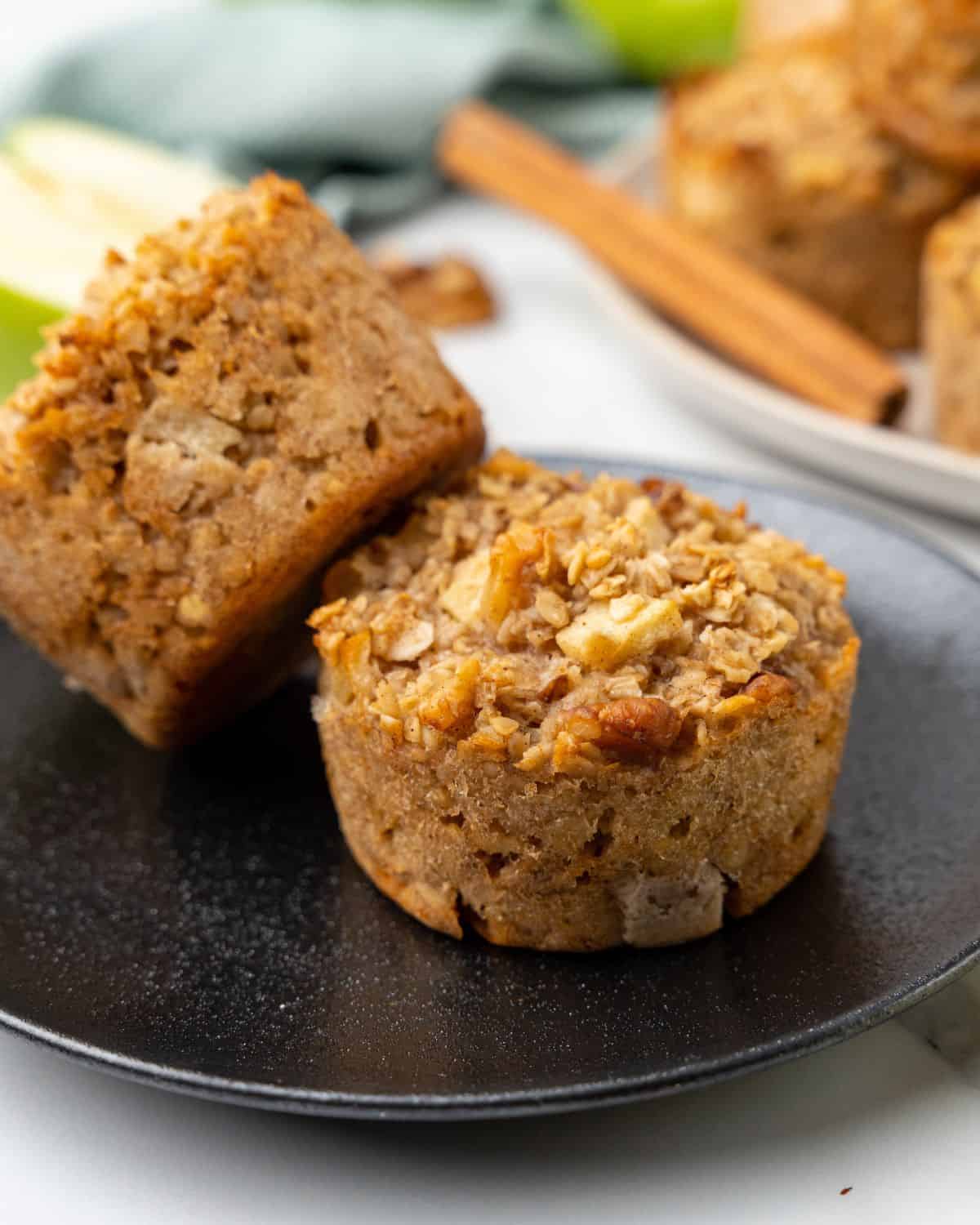 baked oatmeal with apples.